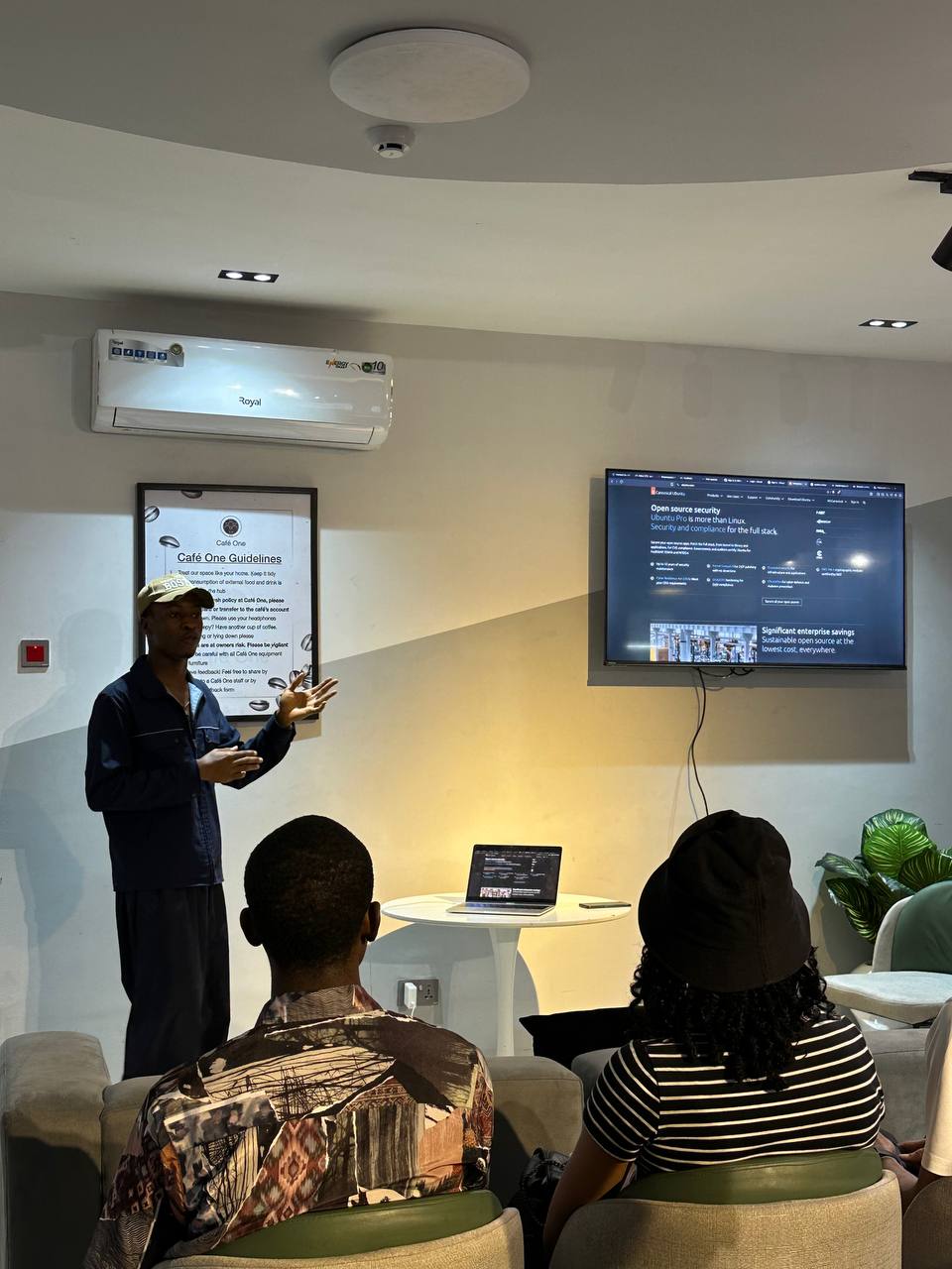 telegram-cloud-photo-size-4-5764965796781165780-y